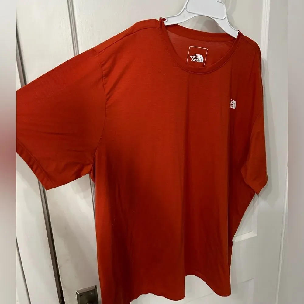 The North Face Short Sleeve Tee